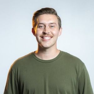 Meet your Posher, Logan